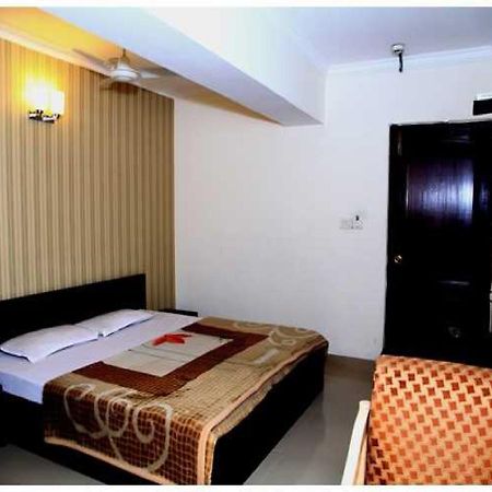 Hotel Haryana Chandīgarh エクステリア 写真