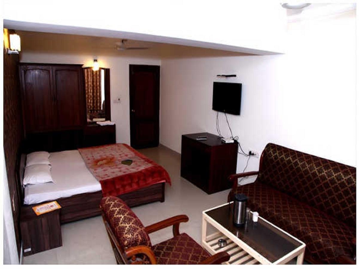 Hotel Haryana Chandīgarh エクステリア 写真