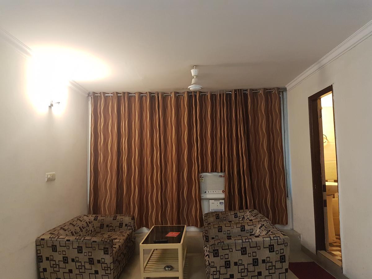 Hotel Haryana Chandīgarh エクステリア 写真